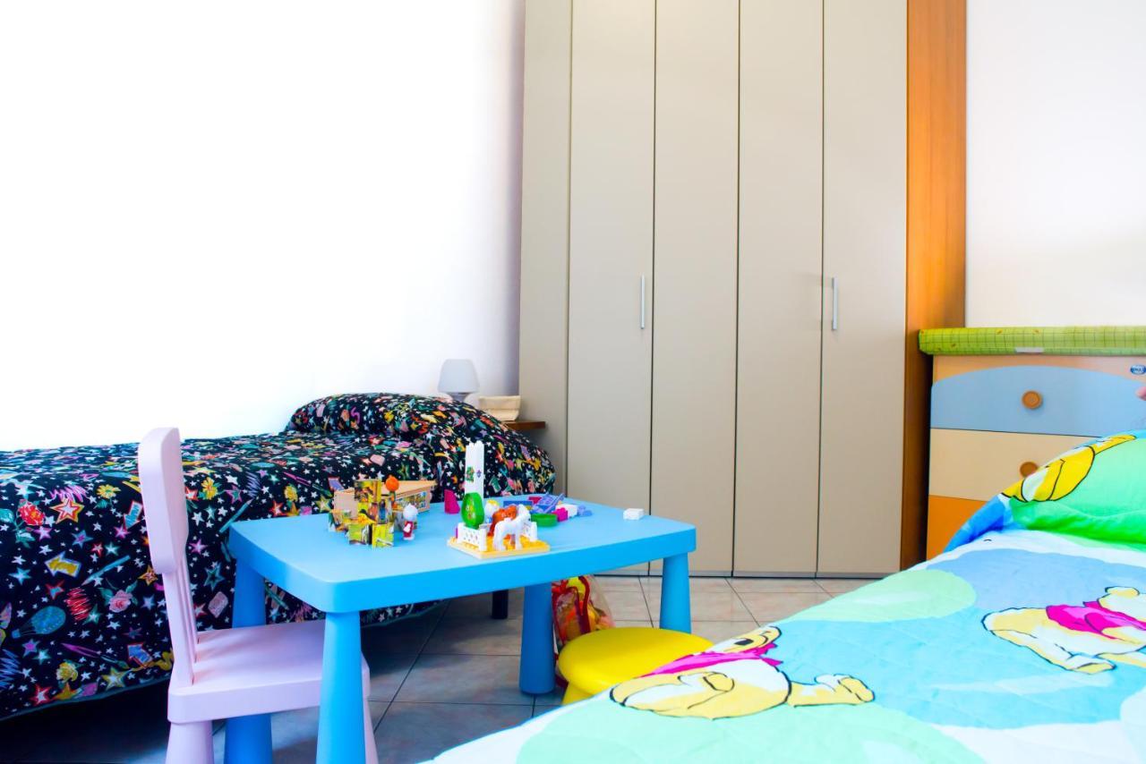 Family Dream Kids Apartment Римини Екстериор снимка